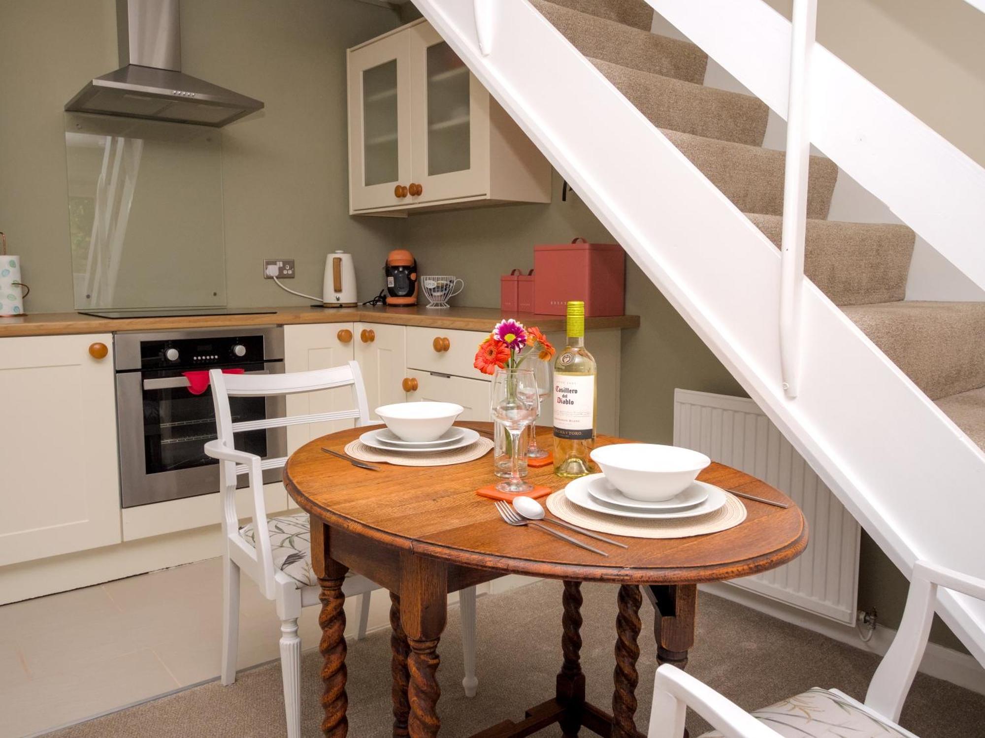 The Lilley Pad In Ludlow Cosy, Central, Perfect For Couples, Netflix & Parking Permit Kültér fotó